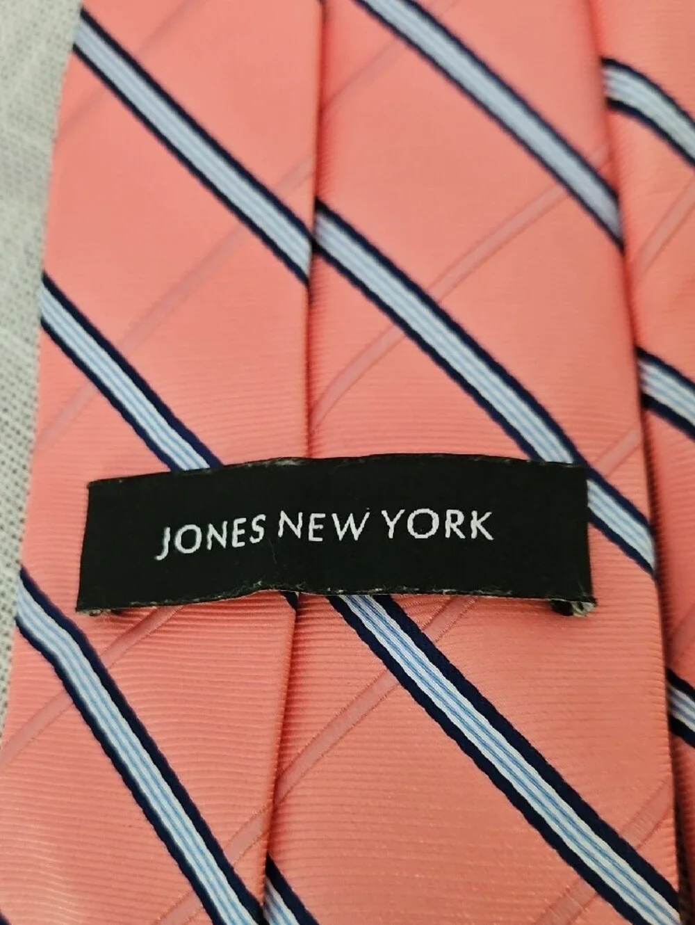 Jones New York Coral Stripe Men's Tie with Navy and White Accents